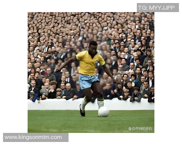 足球历史上伟大的后场球员盘点与影响力分析